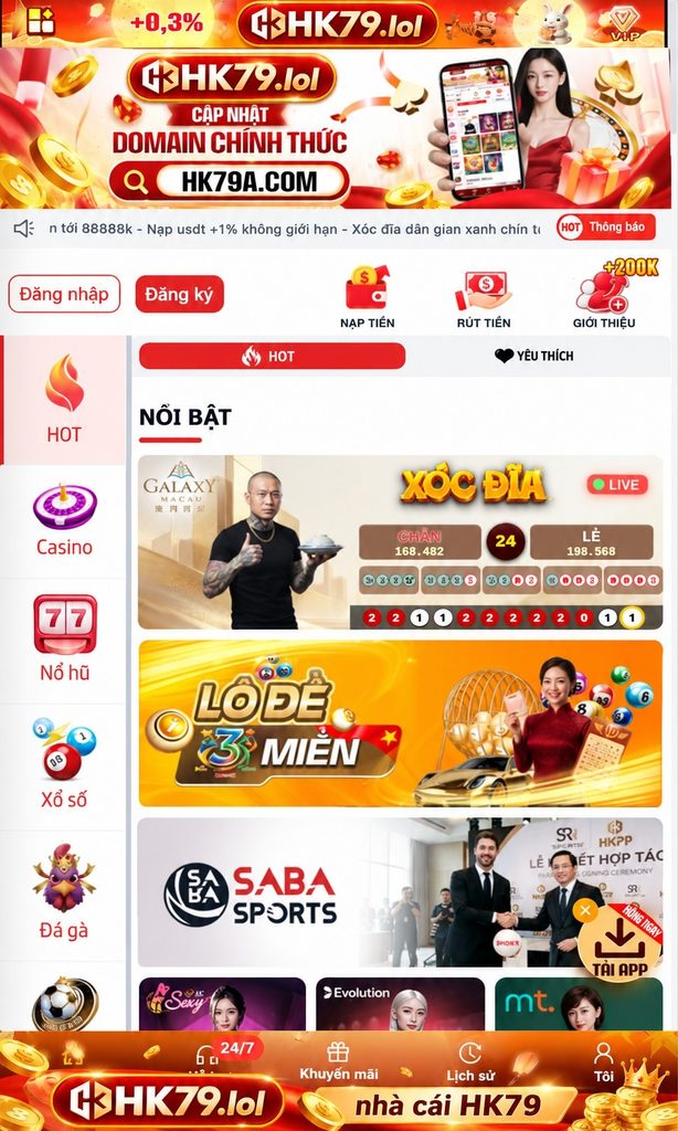 Giao diện ứng dụng HK79 hiển thị danh mục trò chơi và thanh điều hướng trên mobile.
